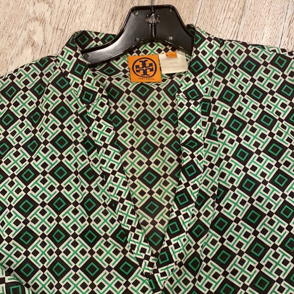 Tory Burch crop tunic logo print blouse side slit  size 6 GC - Picture 2 of 16